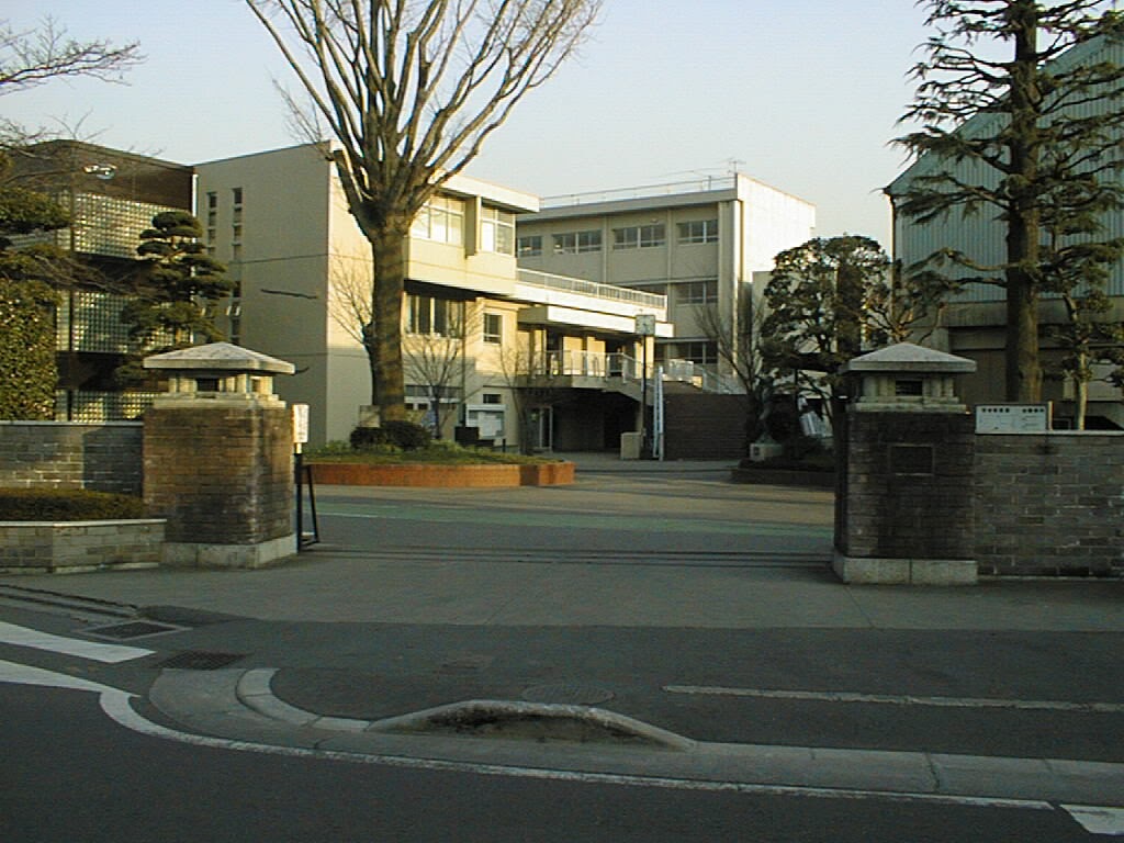 正門